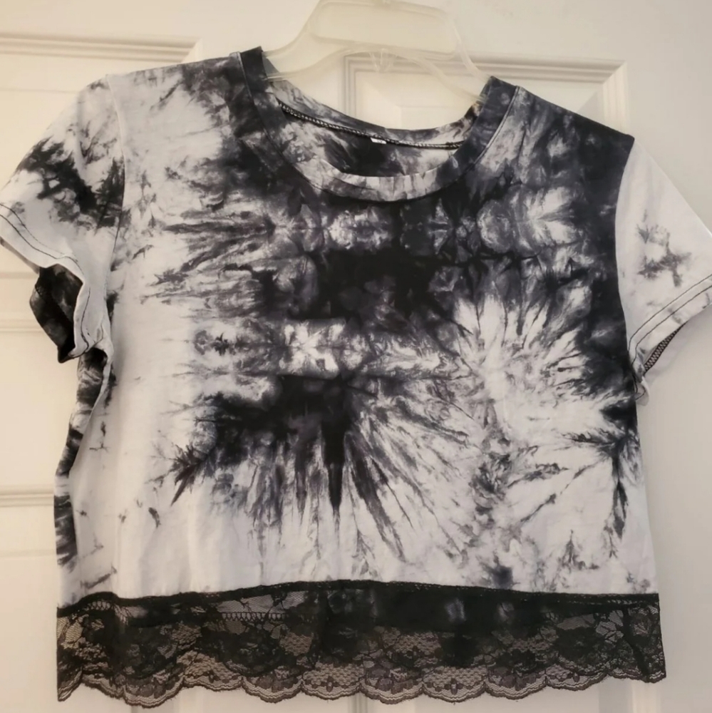 Crop Top with Lace
